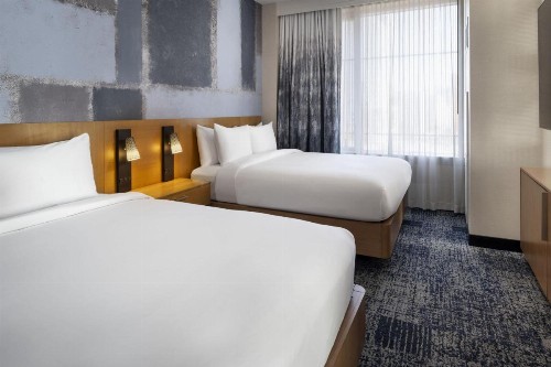 Courtyard by Marriott Los Angeles L.A. LIVE - image 32