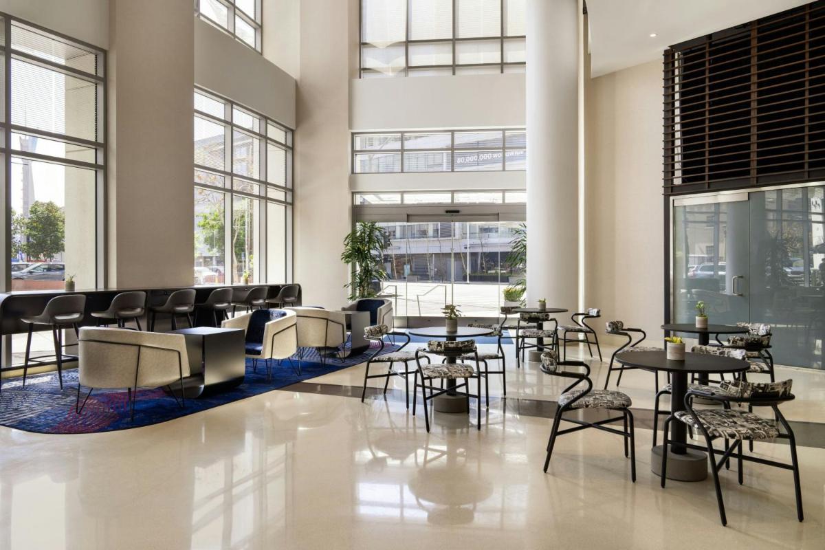 Residence Inn by Marriott Los Angeles L.A. LIVE - image 5