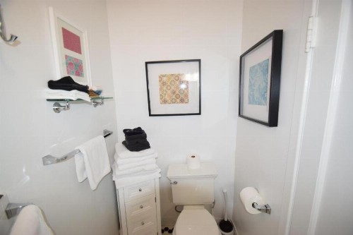 Beverly Hills Celebrity Home - image 11
