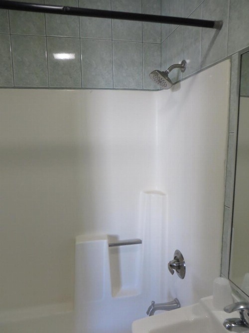 Eagle Rock Motel - image 14