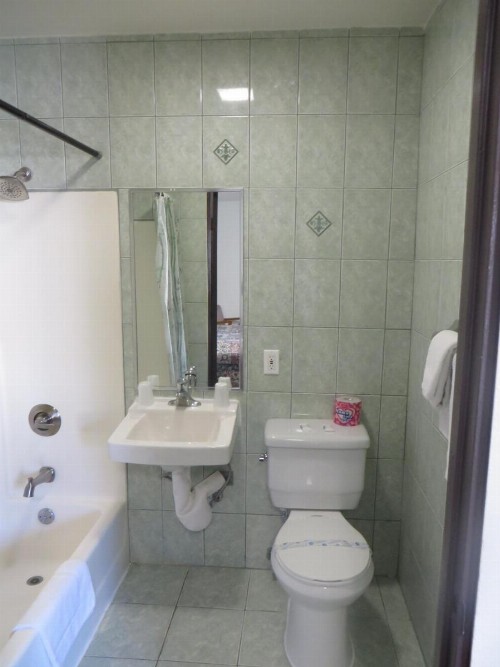 Eagle Rock Motel - image 24