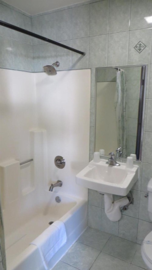 Eagle Rock Motel - image 31