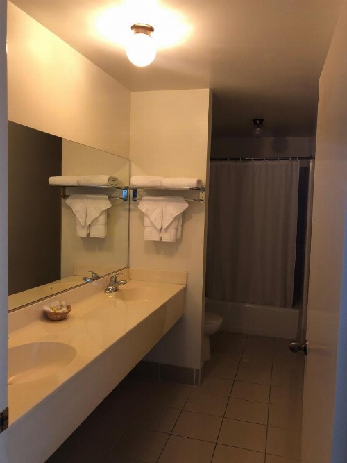 Rotex Western Inn - image 17