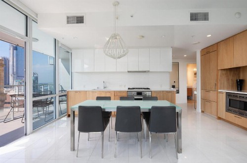 Level Los Angeles - Downtown South Olive - image 13
