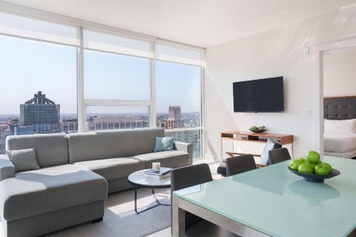 Level Los Angeles - Downtown South Olive - image 24