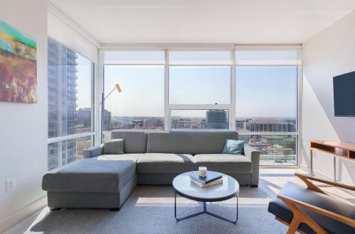 Level Los Angeles - Downtown South Olive - image 8