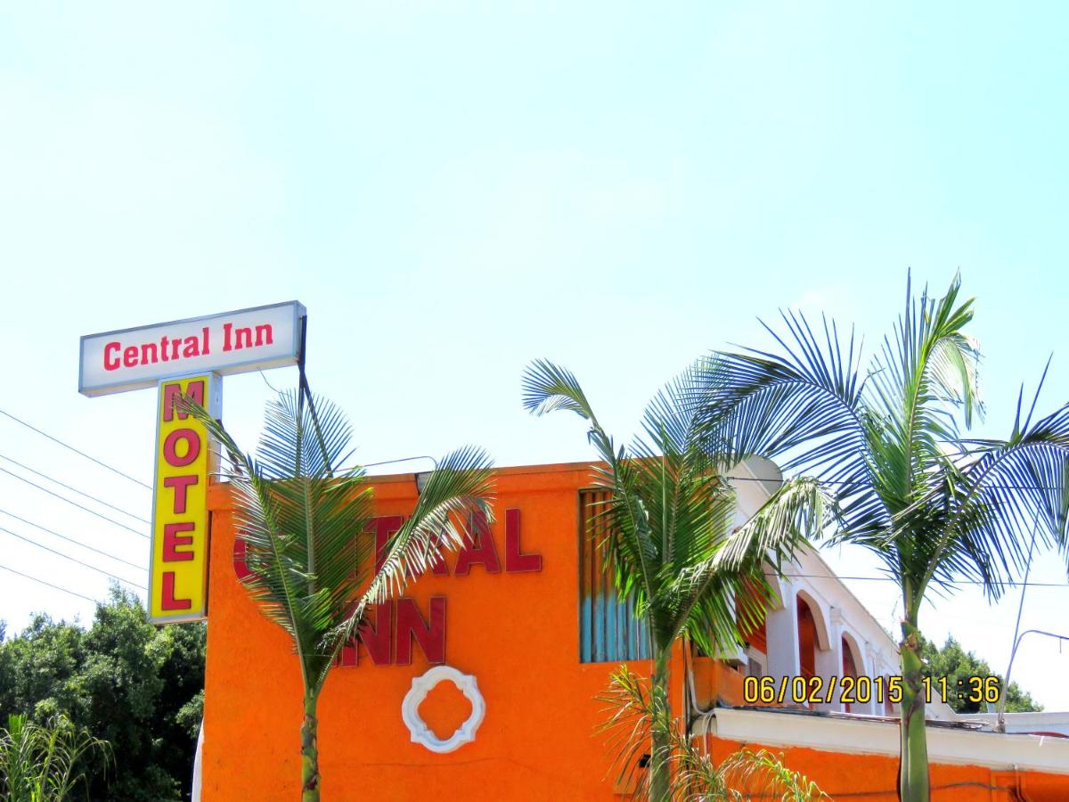 Central Inn Motel - image 6