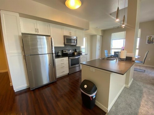 Central Apartment - image 35