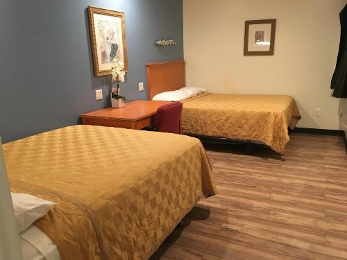 Lincoln Park Motel - image 26