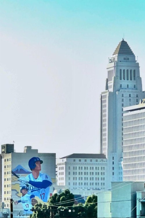 American Hotel - image 14