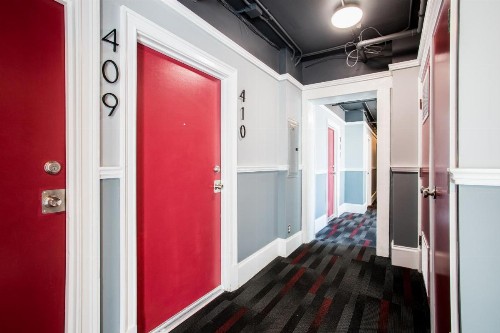American Hotel - image 36