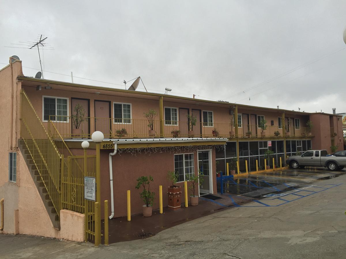 Highland Park Motel - image 3