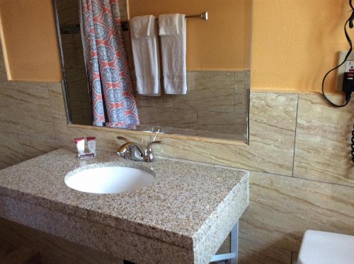 El Don Motel - image 11