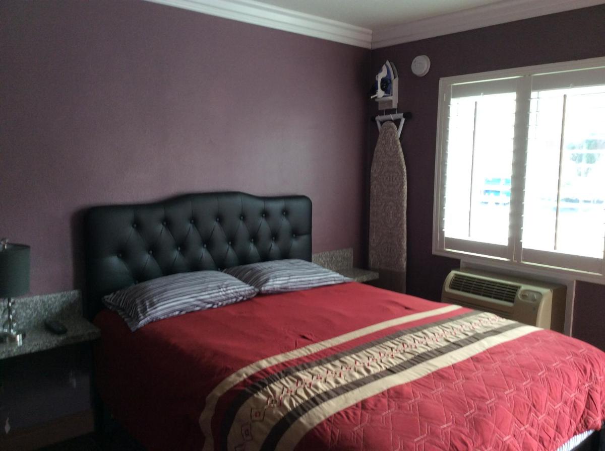 El Don Motel - image 2