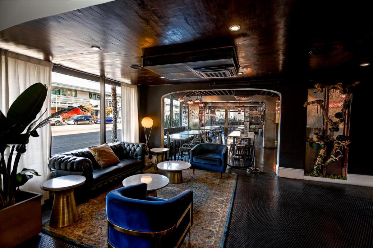 H by H Hospitality - main image