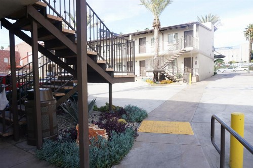 Tuscan Garden Inn - image 13