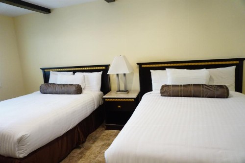 Tuscan Garden Inn - image 28