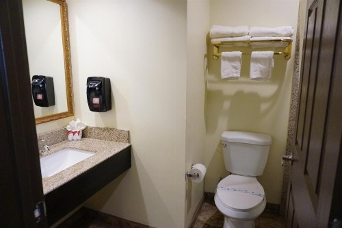 Tuscan Garden Inn - image 32