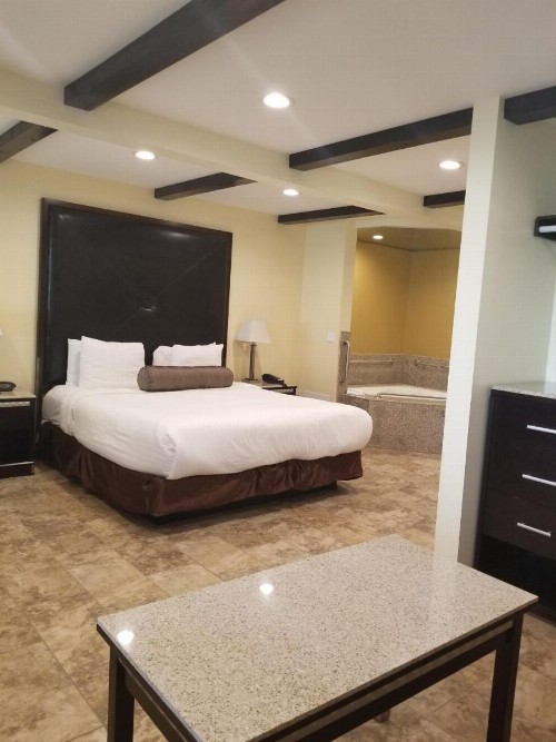 Tuscan Garden Inn - image 46