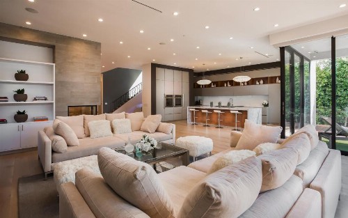 Sycamore Villa - image 8
