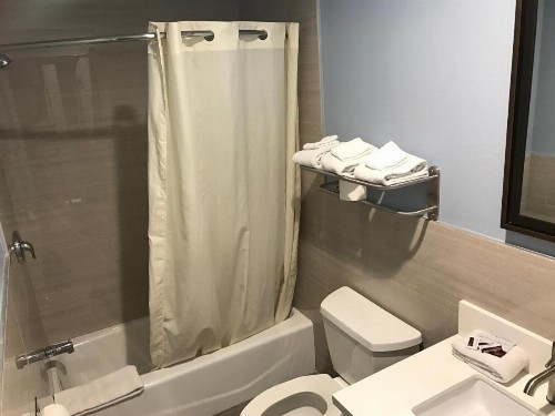 Empire Inn - image 19