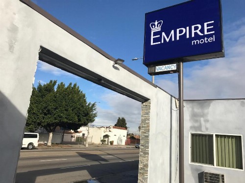 Empire Inn - image 2