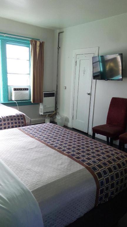 Stuart Hotel - image 7