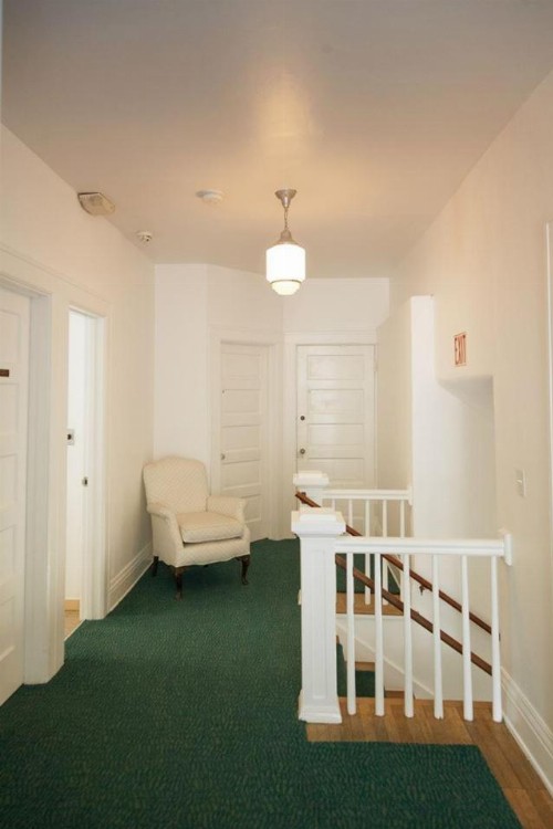 Orange Drive Hostel - image 1