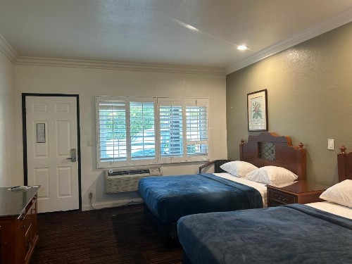 Welcome Inn - image 4