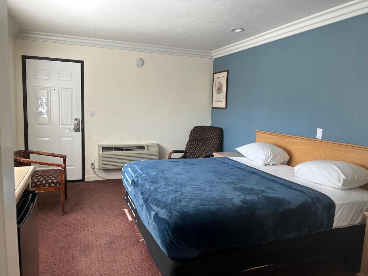 Welcome Inn - image 7