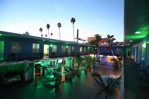 Banana Bungalow Hollywood Hotel & Hostel - image 24