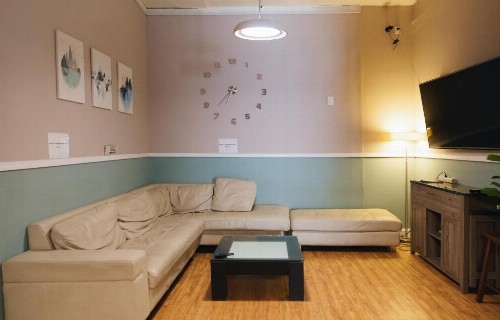 Melrose Hostel - image 16