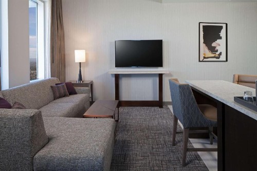 H Hotel Los Angeles Curio Collection By Hilton - image 29