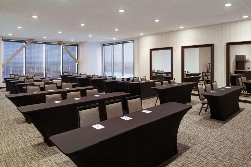 H Hotel Los Angeles Curio Collection By Hilton - image 33