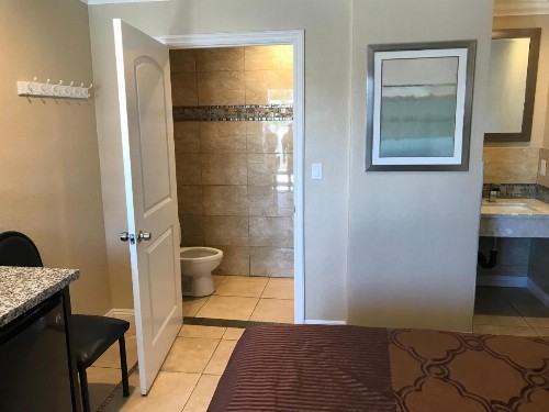 Stallion Motel - image 16