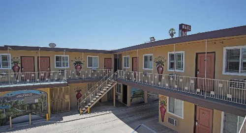 Rosa Bell Motel - Los Angeles