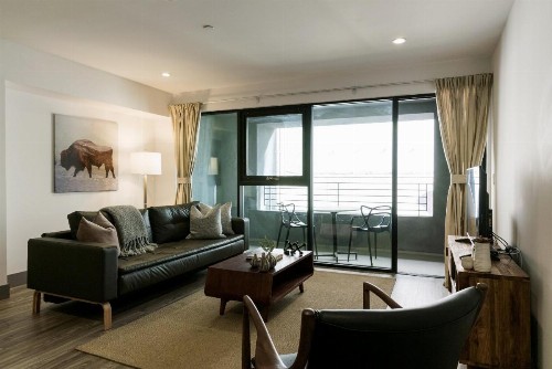 Abode Los Angeles - Downtown South Park - image 11