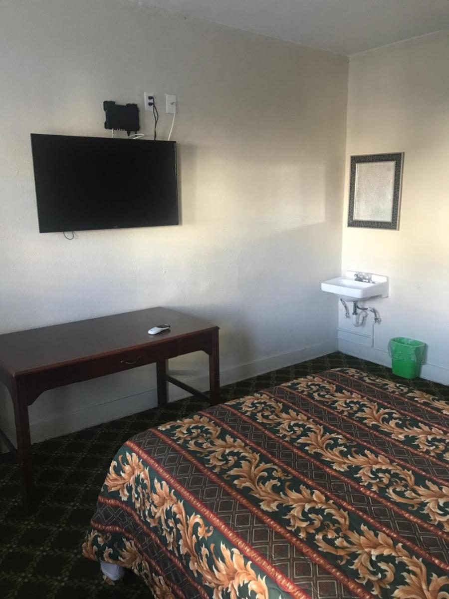 Hotel West Inn Hollywood - LA - image 4