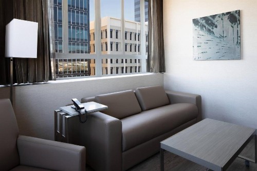 AC Hotel by Marriott Beverly Hills - image 26