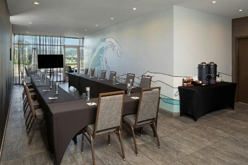 AC Hotel by Marriott Beverly Hills - image 27