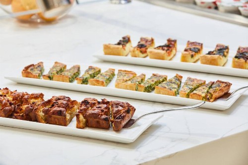 AC Hotel by Marriott Beverly Hills - image 4