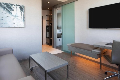 AC Hotel by Marriott Beverly Hills - image 44