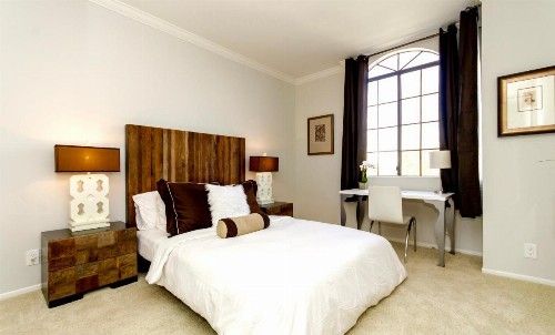 Beverly Hills Adjacent 2-Bedroom Penthouse - image 15