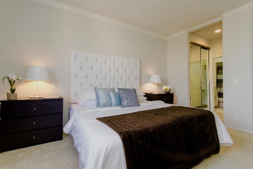 Beverly Hills Adjacent 2-Bedroom Penthouse - image 22