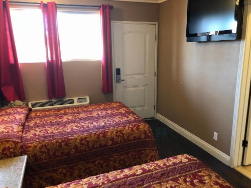 Flight Motel - image 29