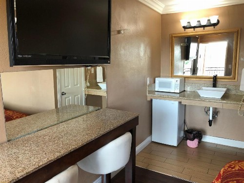 Flight Motel - image 35