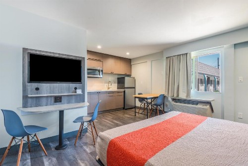 Solo Motel Broadway - image 11