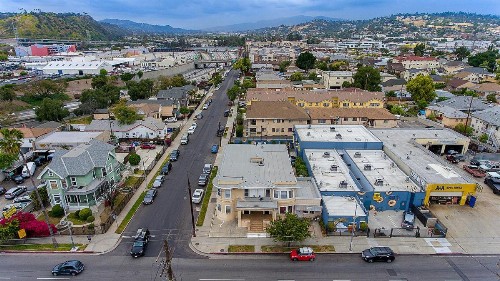 Pads on Pasadena Ave - image 37