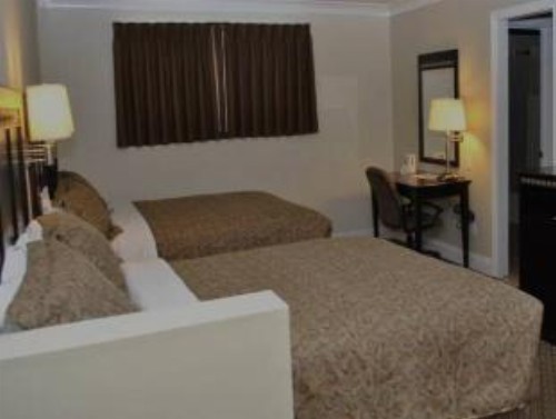 Vagabond Inn Whittier - image 5