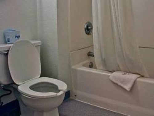 Motel 6-Bellflower CA - Los Angeles